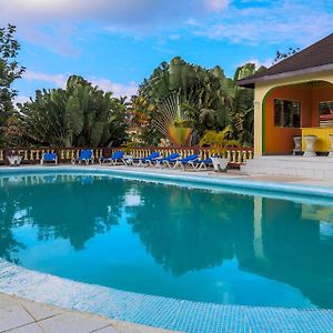 Pure Garden Resort Negril